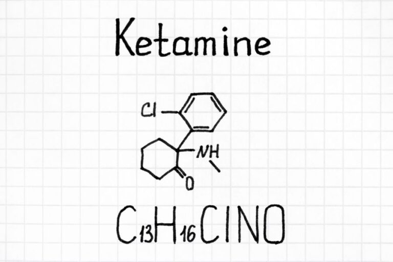 Cetamina em Curitiba Mecanismo de Acao Neuroplasticidade e Efeito Antidepressivo Rapido